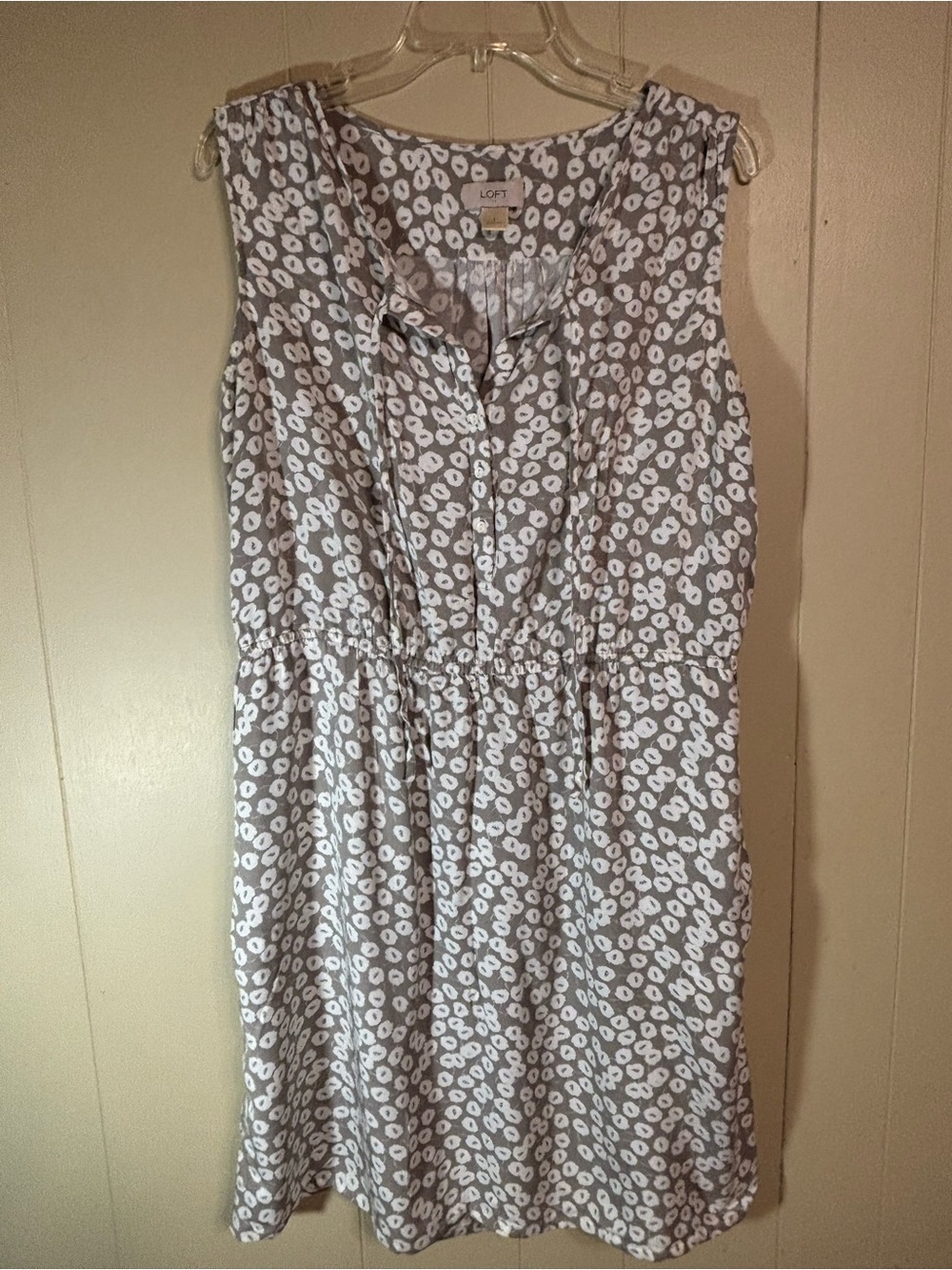 LOFT Gray and White Sleeveless Printed Midi Dress